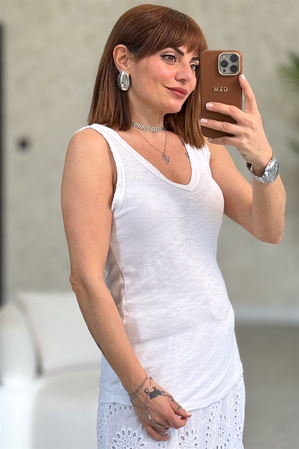 Yakası Pullu Fitilli Kolsuz Badi Beyaz Renk