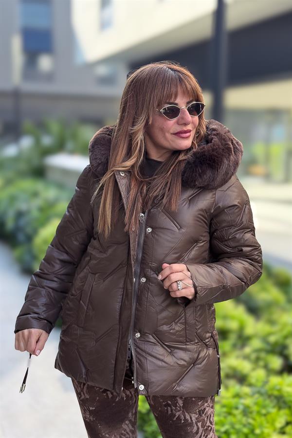 Yanları Büzgülü Dikiş Detaylı Şişme Mont Acı Kahve Renk