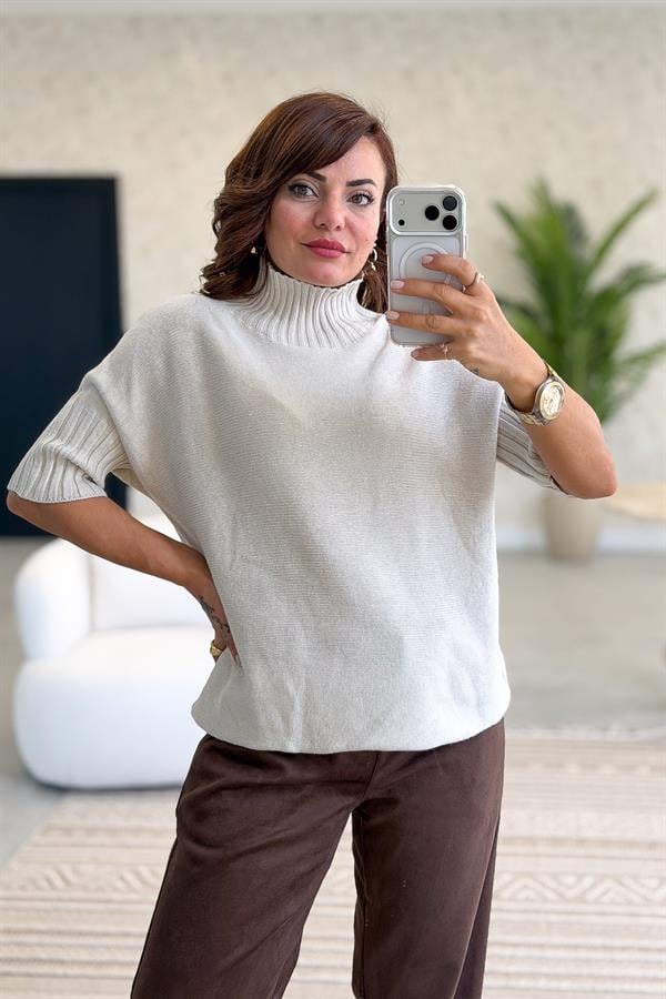 Yarım Kol Dik Yaka Triko Bej Renk
