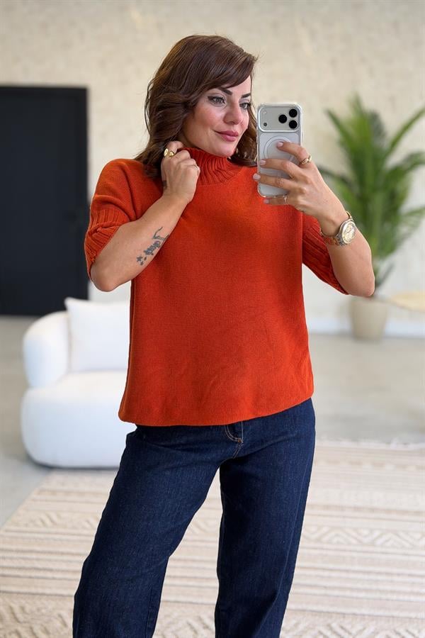 Yarım Kol Dik Yaka Triko Kiremit Renk