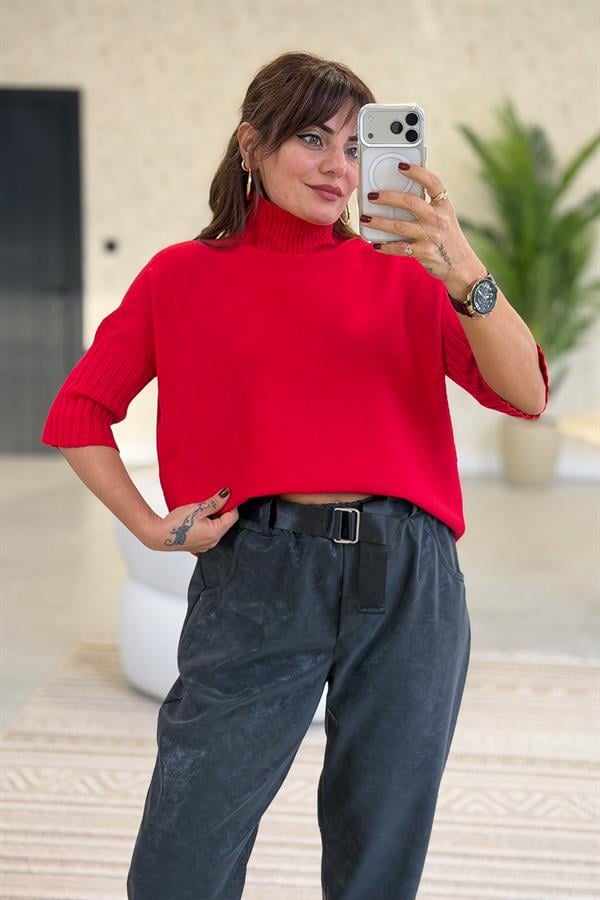 Yarım Kol Dik Yaka Triko Kırmızı Renk