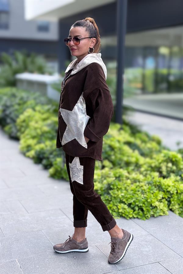 Yıldız Lak Pul İşlemeli Beli Büzgülü Kapüşonlu Kadife Ceket Kahverengi Renk