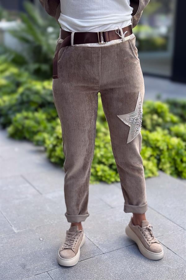 Yıldız Lak Pul İşlemeli Kadife Pantolon Camel Renk