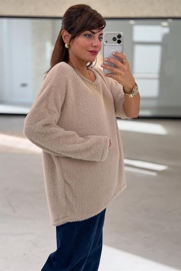 Yuvarlak Yaka Peluş Kazak Bej Renk