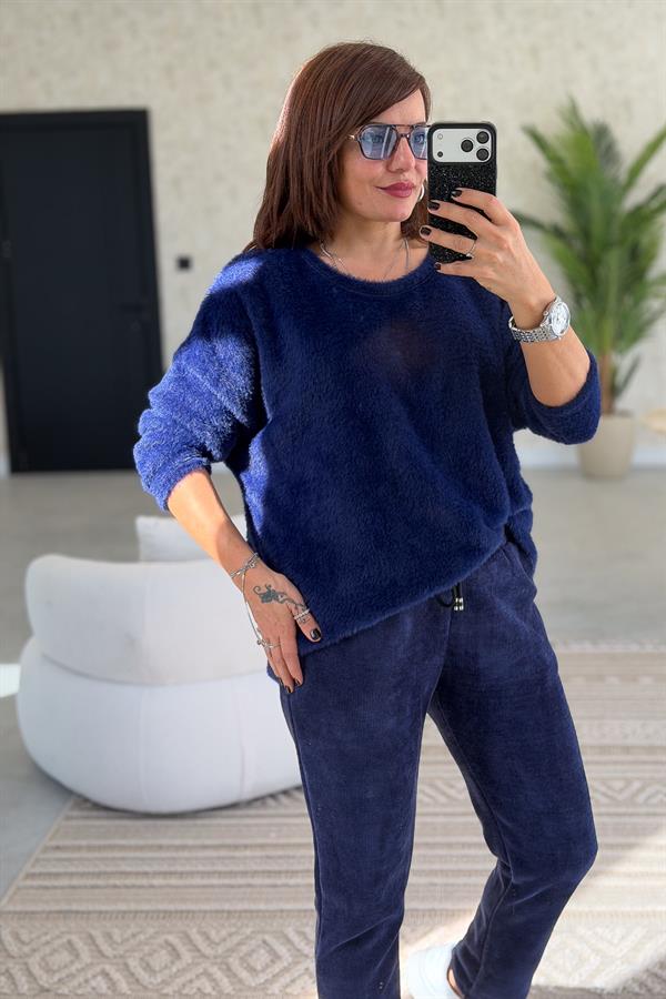 Yuvarlak Yaka Peluş Kazak Lacivert Renk