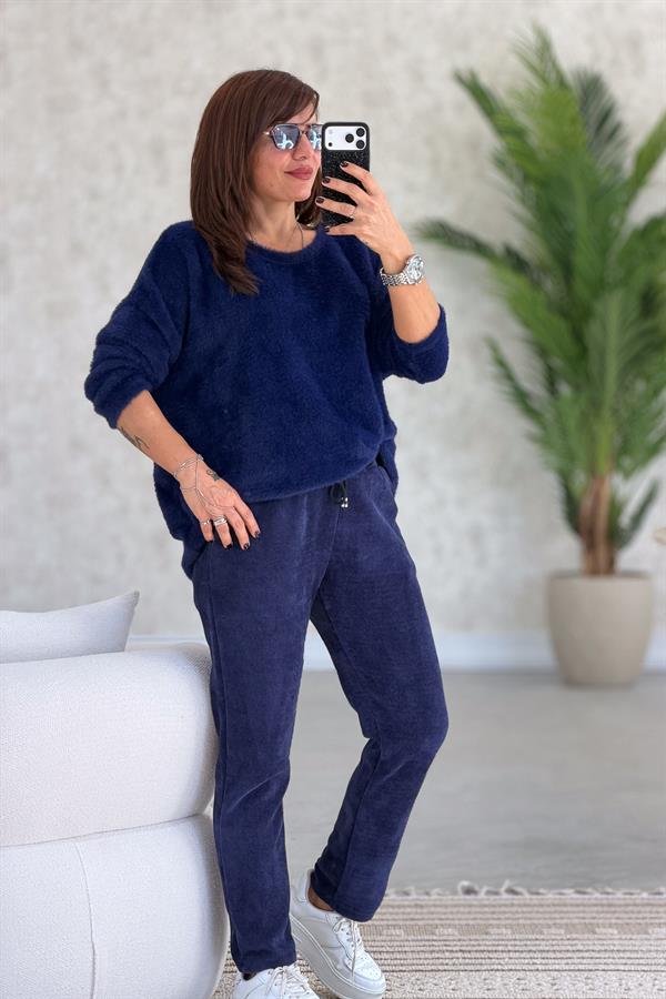 Yuvarlak Yaka Peluş Kazak Lacivert Renk