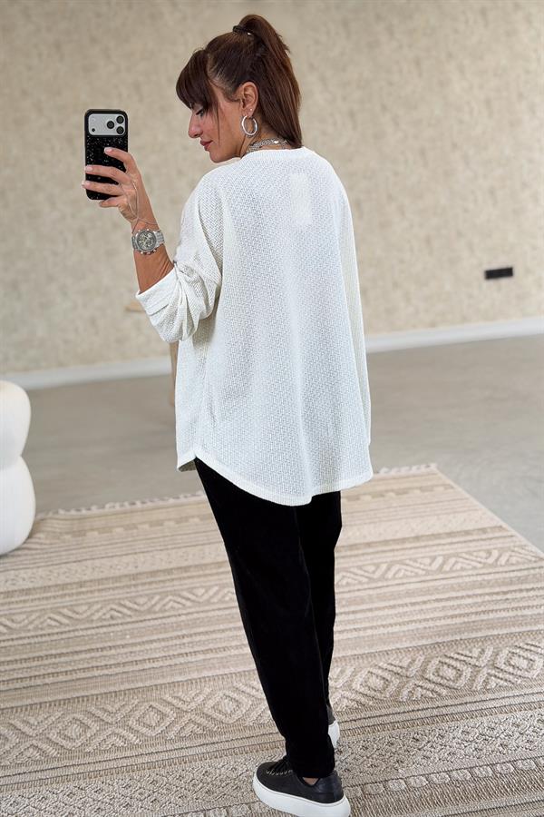 Yuvarlak Yaka Simli Kadife Bluz Krem Renk