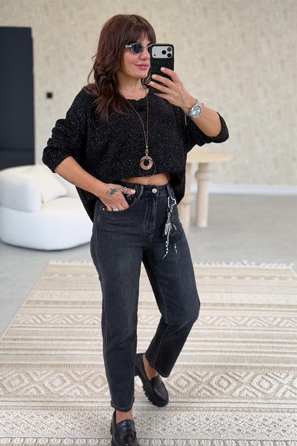 Yuvarlak Yaka Simli Kadife Bluz Siyah Renk