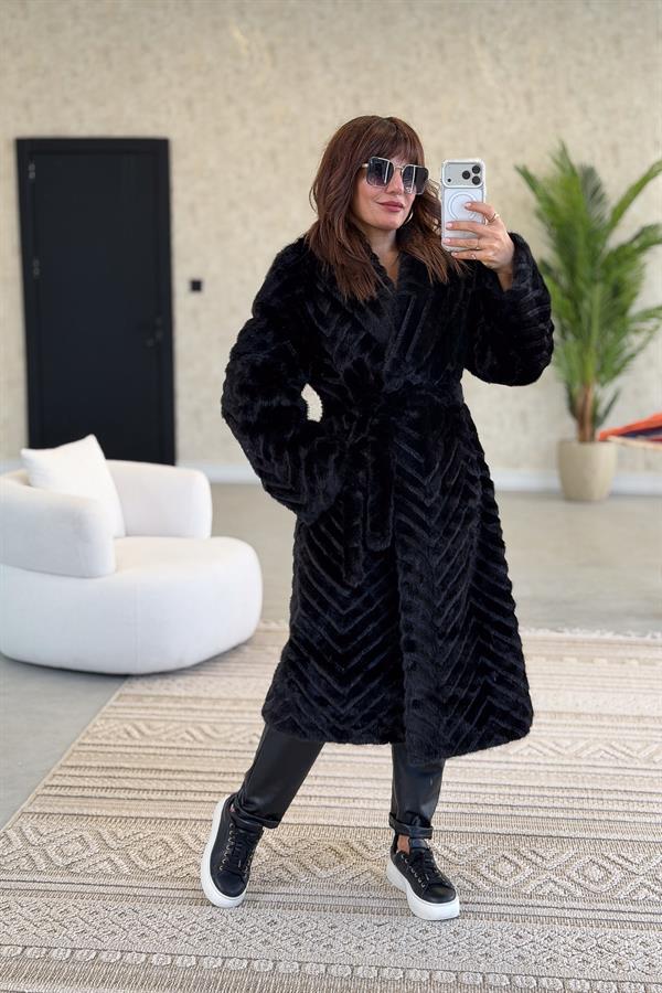 Zikzak Çizgili Kuşaklı Angora Kaban Siyah Renk