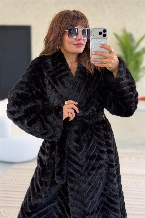 Zikzak Çizgili Kuşaklı Angora Kaban Siyah Renk