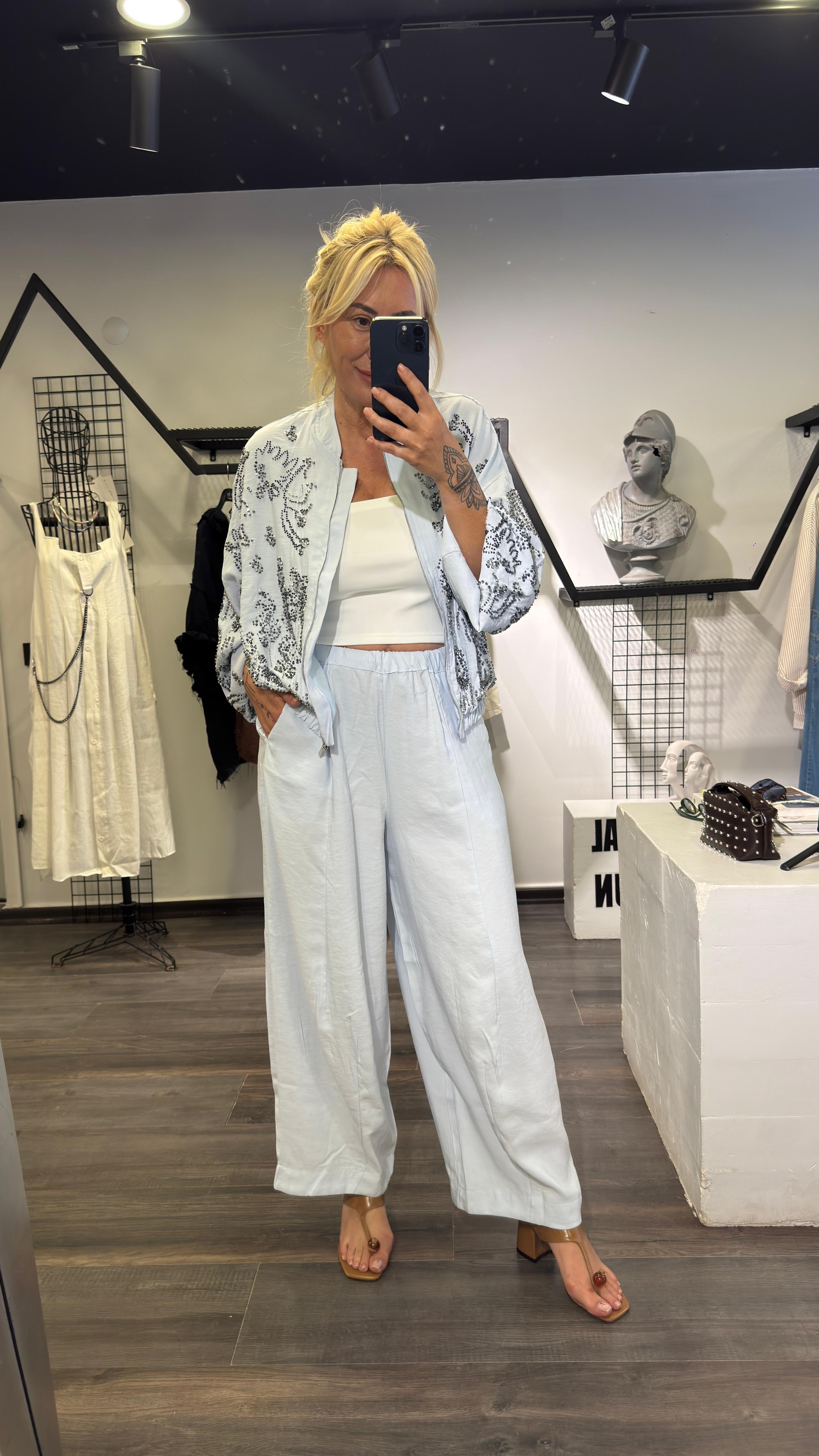 MAVİ HAVUÇ MODEL PANTOLON