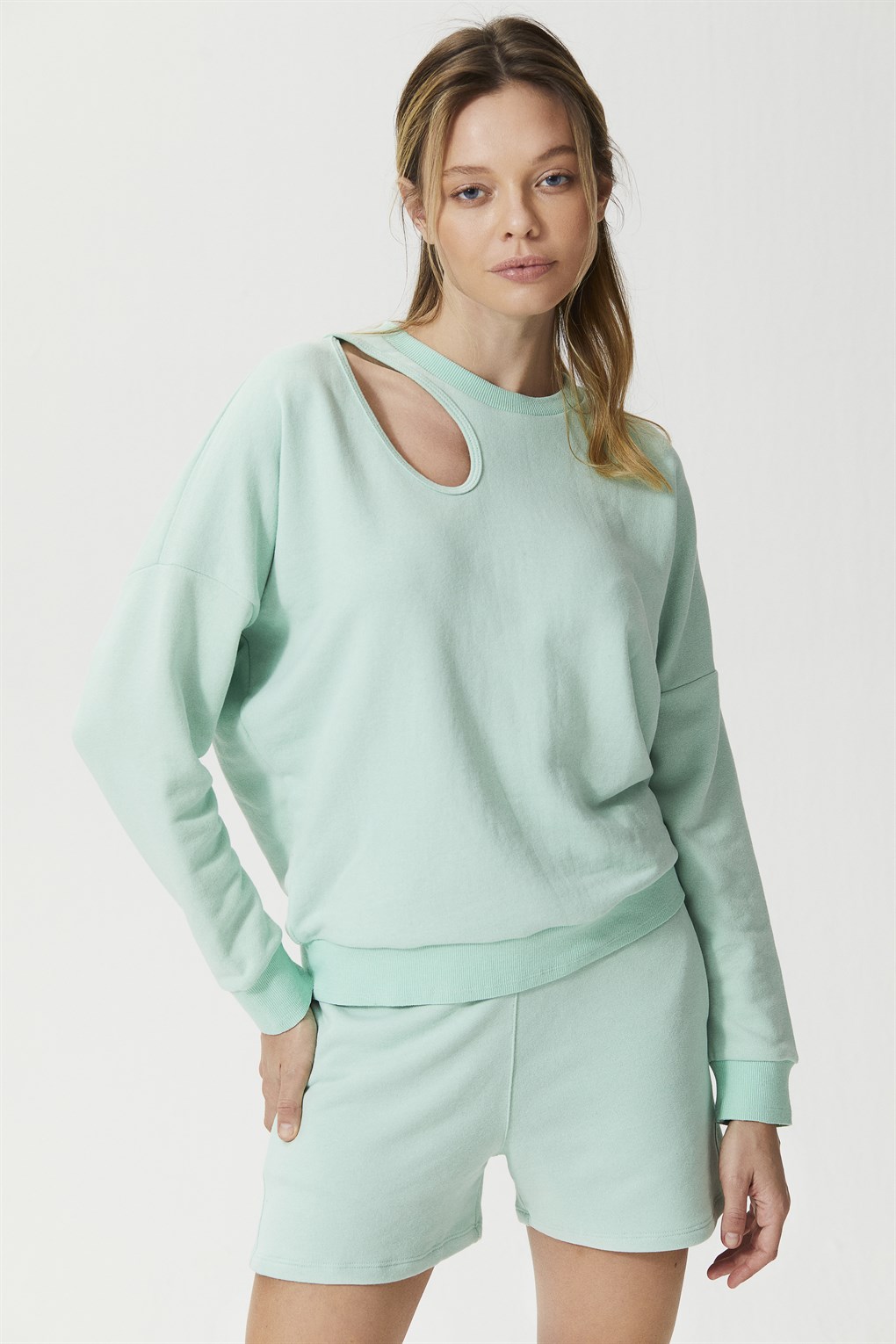 Sunny Sweatshirt