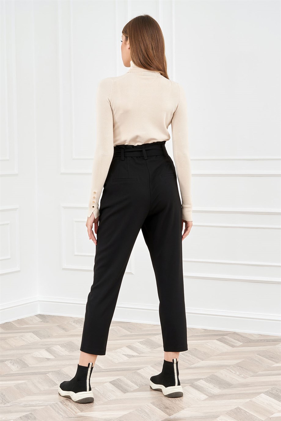 Siyah Yüksek Bel Kumaş Pantolon - Miss Lilium Concept
