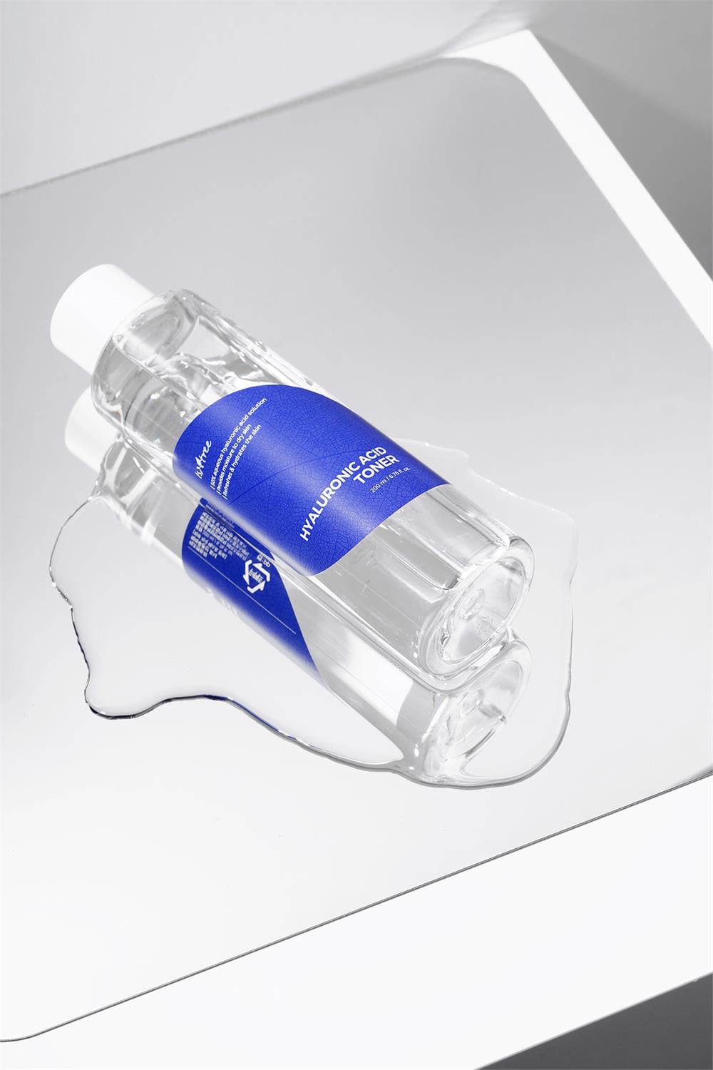 Isntree Hyaluronic Acid Toner 200 ml (3 Tip Hyaluronik Asit İçeren Nemlendirici Tonik (Yağlı ve Karma Cilt))