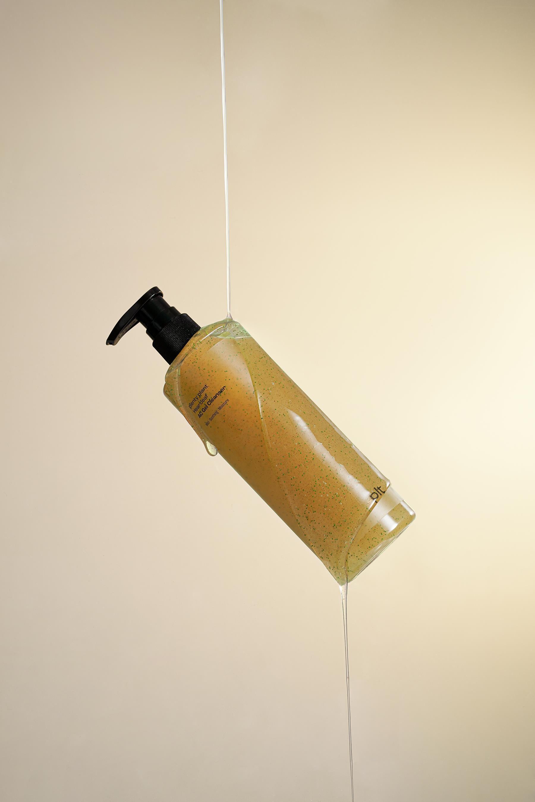 Plenty Plant Jel Yüz Temizleyici (Heartleaf AC Gel Cleanser) 293 mL