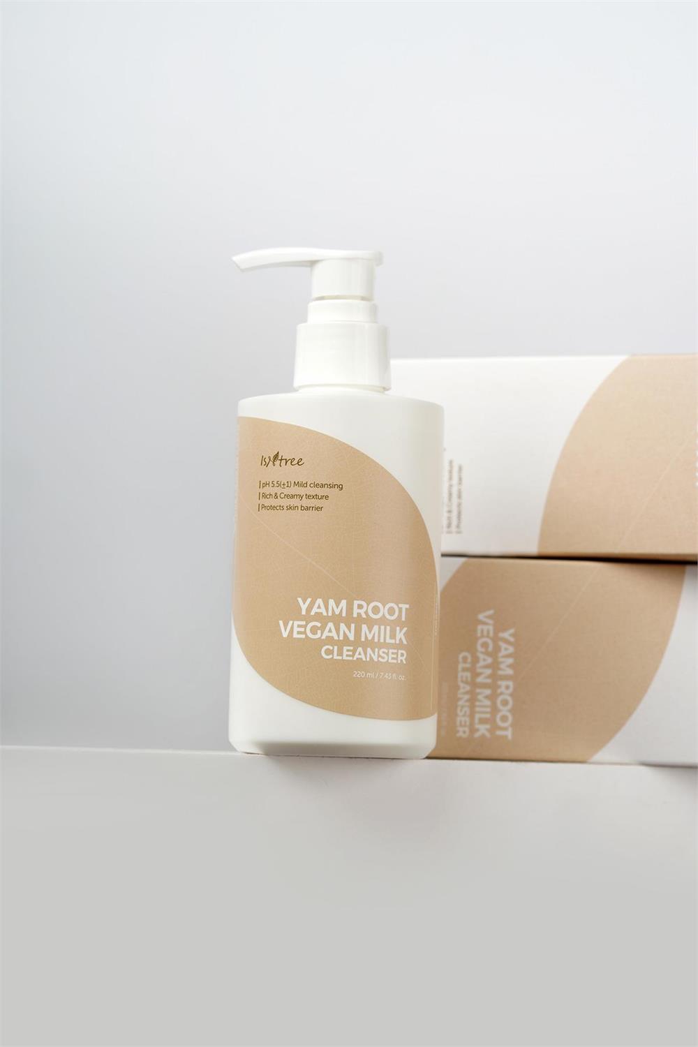 Isntree Yam Root Vegan Milk Cleanser 220 ML (Nemlendirici ve Hassas Ultra İnce Toz Temizleyici)