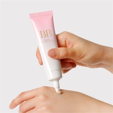 AIPPO Parlak Doğal Bitişli Nemlendirici BB Krem - Ceramic Blemish Balm 30 ML