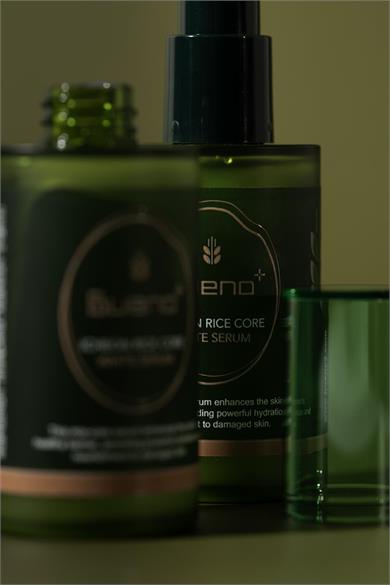 Bueno Icheon Rice Core White Canlandırıcı Nemlendirici Cilt Serumu 50 mL