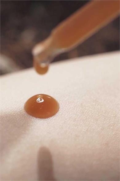 Isntree Green Tea Fresh Serum 50 ml (Sebum Bakımı ve Yağ/Nem Dengesi Sağlayan Gerçek Yeşil Çaylı Serum)