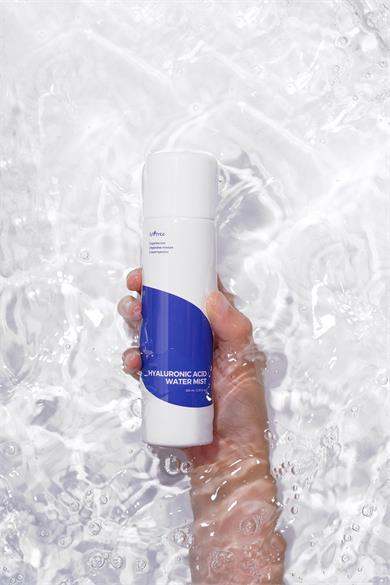 Isntree Hyaluronic Acid Water Mist 100 ml (Doğal Nem Parlaklığı Veren İnce Parçacıklı Nem Spreyi)