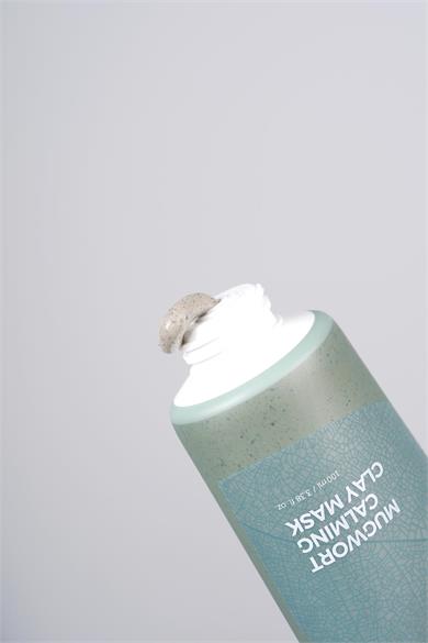 Isntree Mugwort Calming Clay Mask 100 ML (Gerçek Pelin Yaprağı Tozu İçeren Nemlendirici Kil Maskesi)