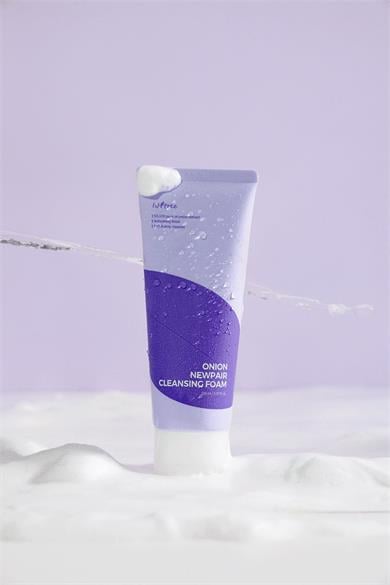 Isntree Onion Newpair Cleansing Foam 150 ml (Hassas Cilt Yatıştırıcı Temizleme Köpüğü)