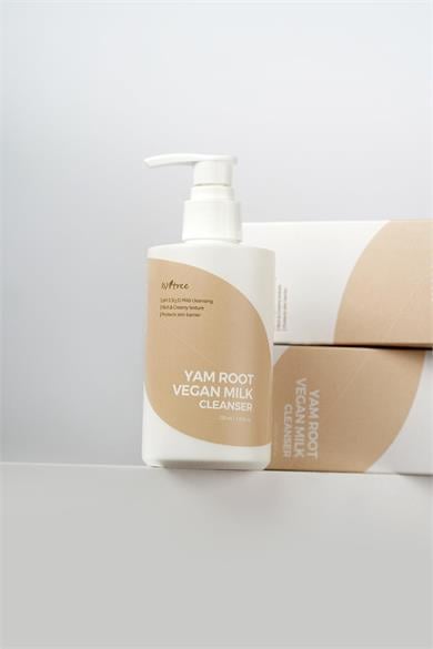 Isntree Yam Root Vegan Milk Cleanser 220 ML (Nemlendirici ve Hassas Ultra İnce Toz Temizleyici)