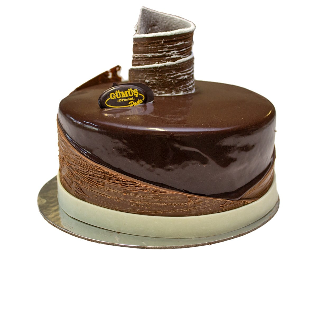 Çikolatalı Soslu Yaş Pasta