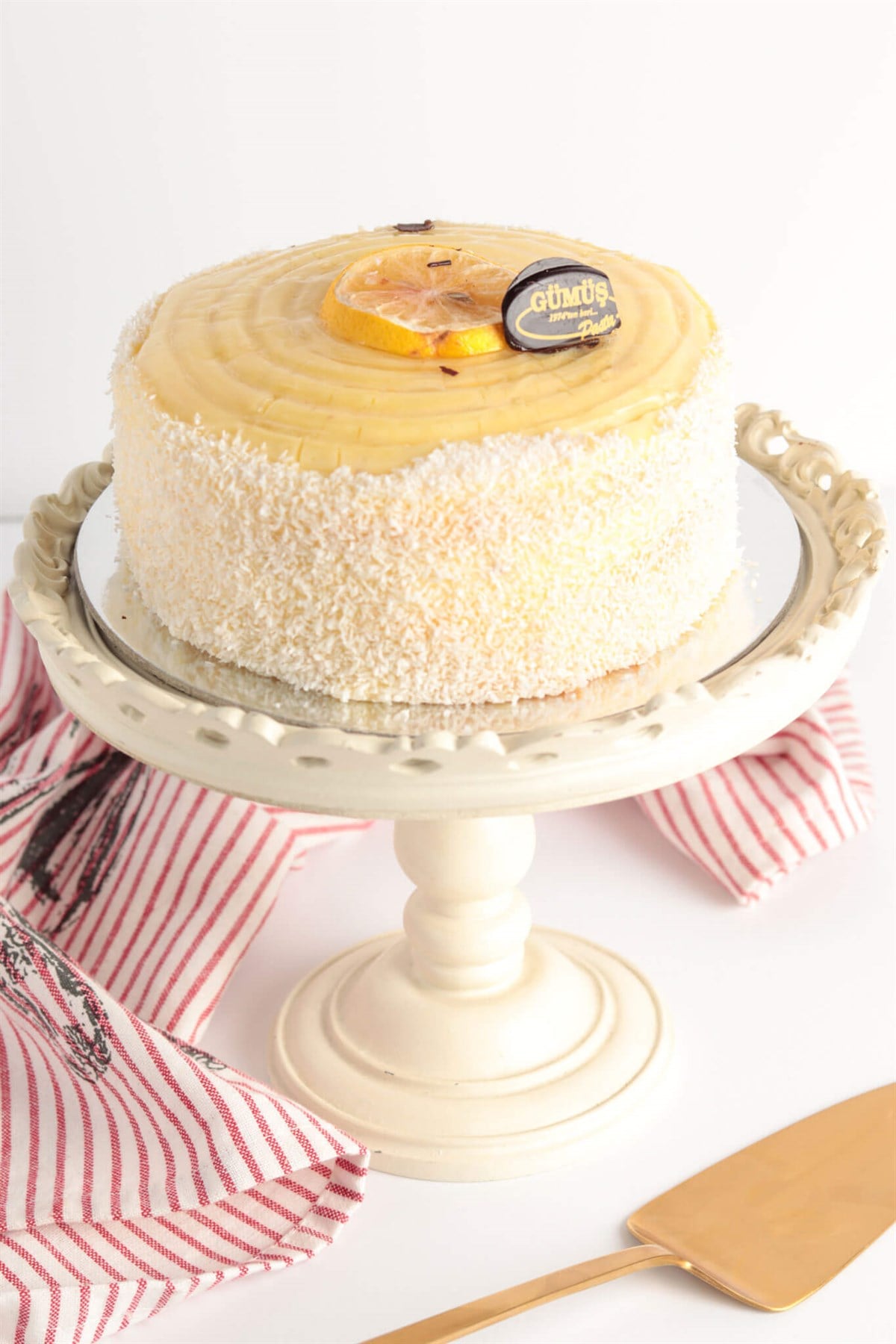 Limonlu Klasik Yaş Pasta