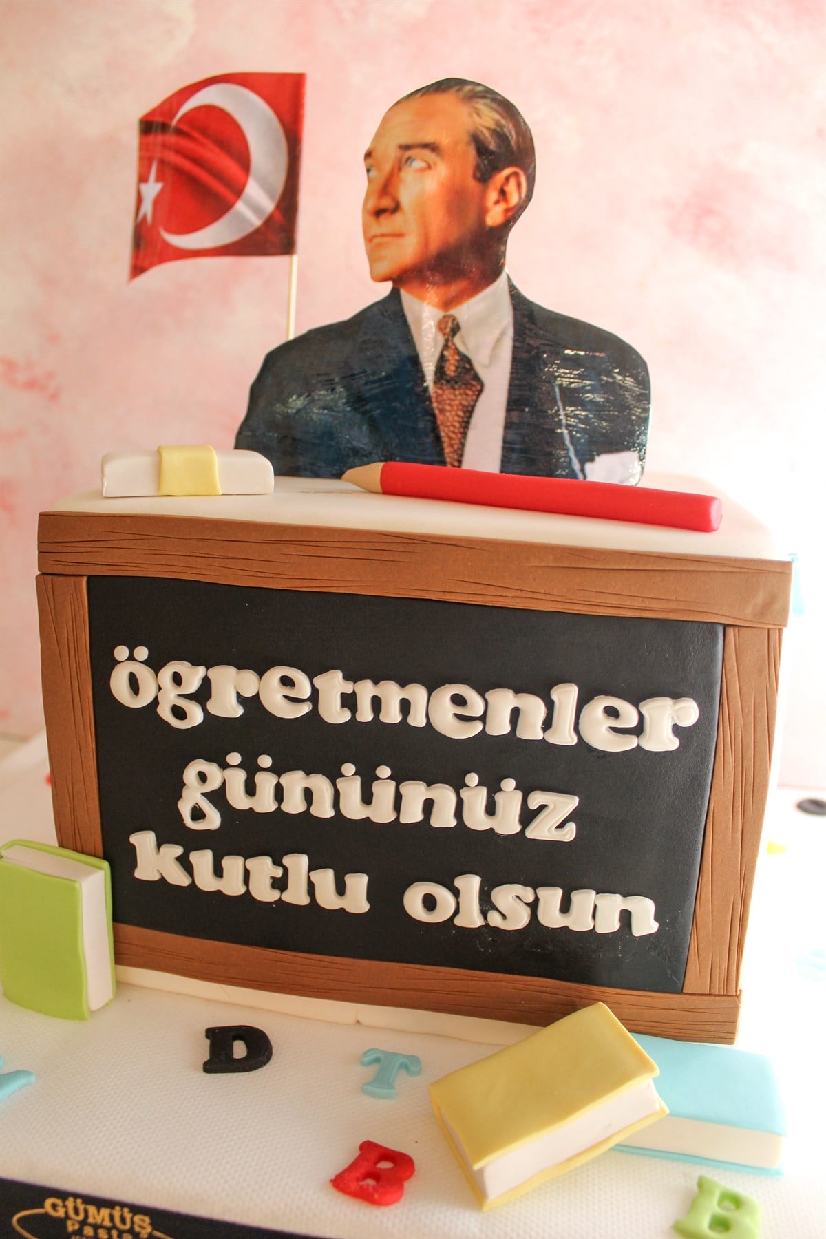 Öğretmenler Gününüz Kutlu Olsun Tasarım Pasta