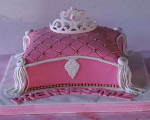 Bohça/Yastık Tasarım Pasta