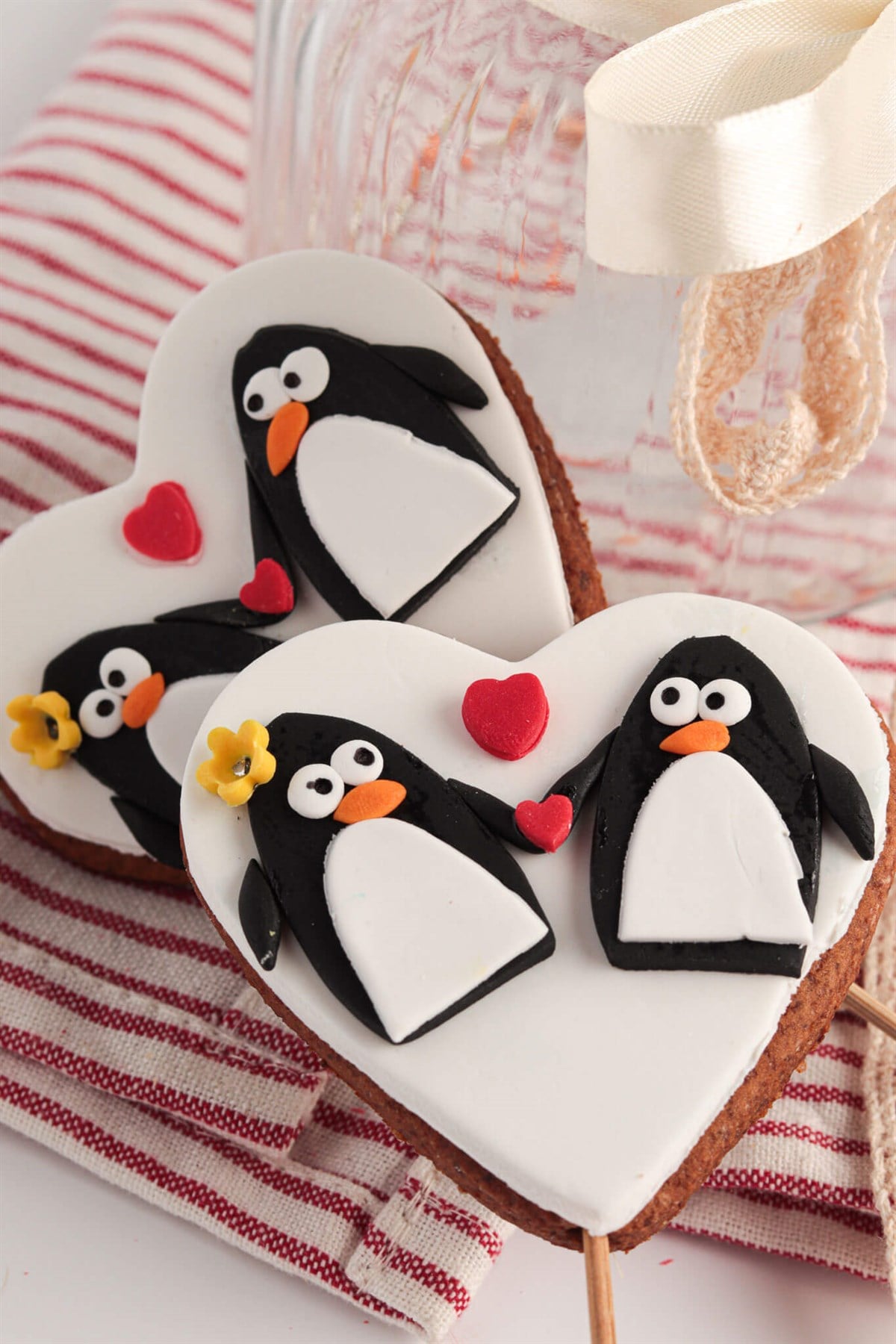 Aşık Penguenler Figürlü Kurabiye Adet