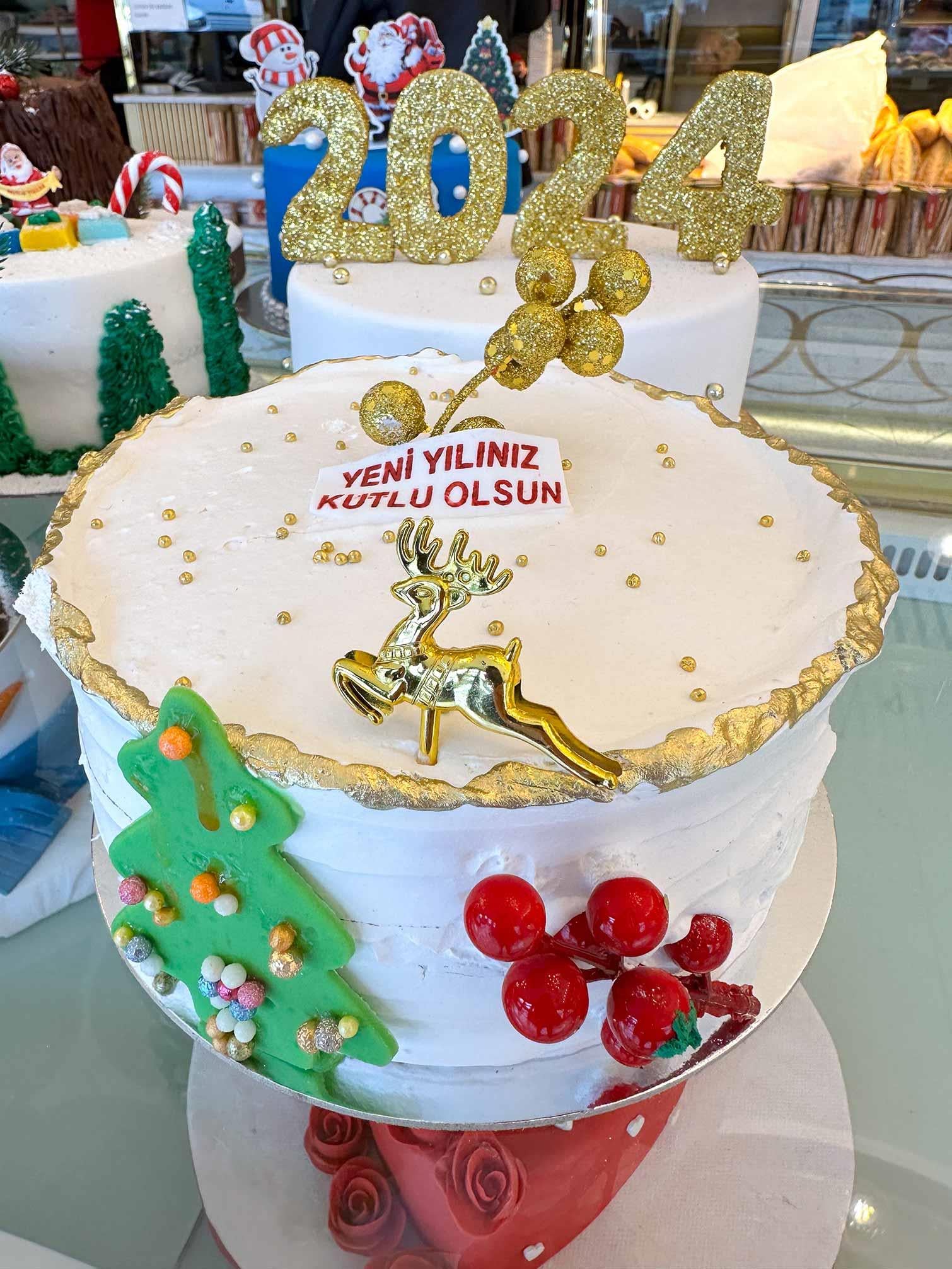 Hoşgeldin 2024 Yılbaşı Pastası Model 1
