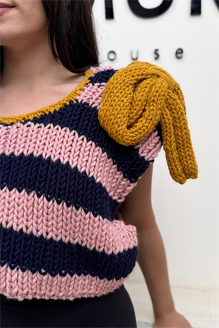 2K Studio Ne? Pink Sweater