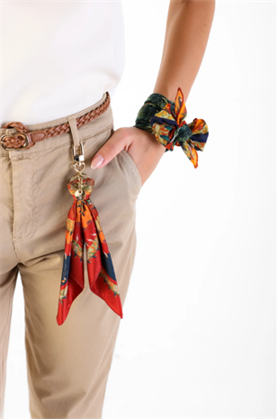 8 Maison Blooming Path Bag Charm / Keychain