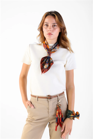 8 Maison Blooming Path Bag Charm / Keychain