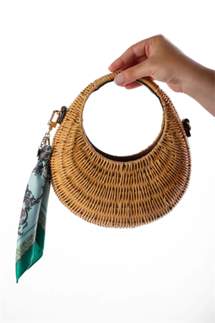 8 Maison Green Veil Bag Charm / Keychain