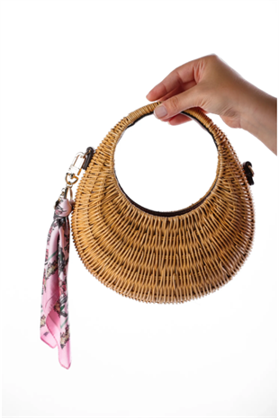 8 Maison Leafy Haven Bag Charm / Keychain