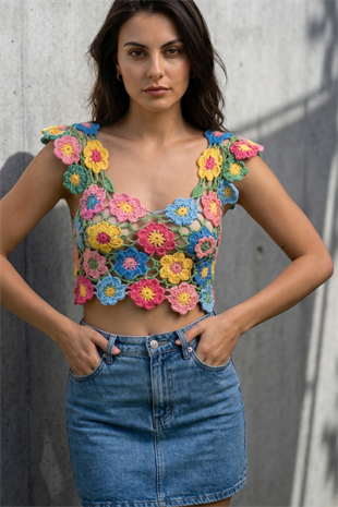 ACR Craft Renkli Çiçekli  El Örgüsü Crop Top