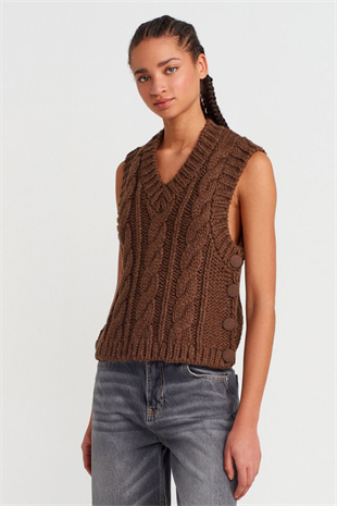 BrownSweater 