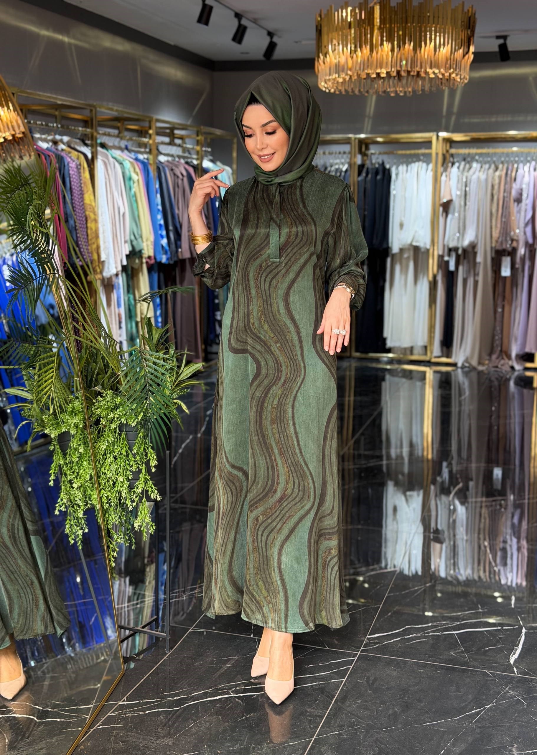 Safiye Başol Elbise