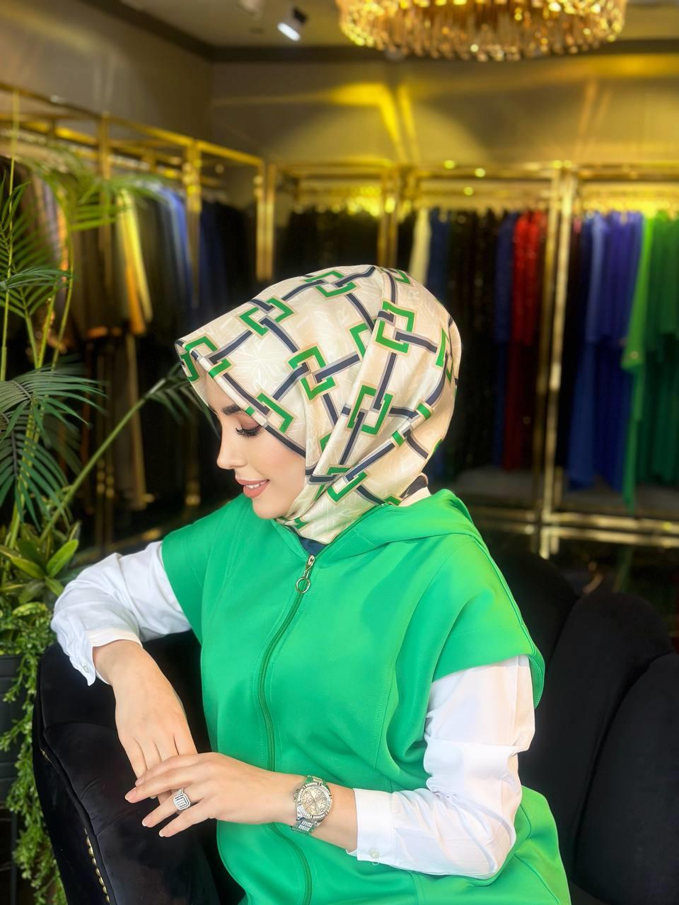 Armine Eşarp