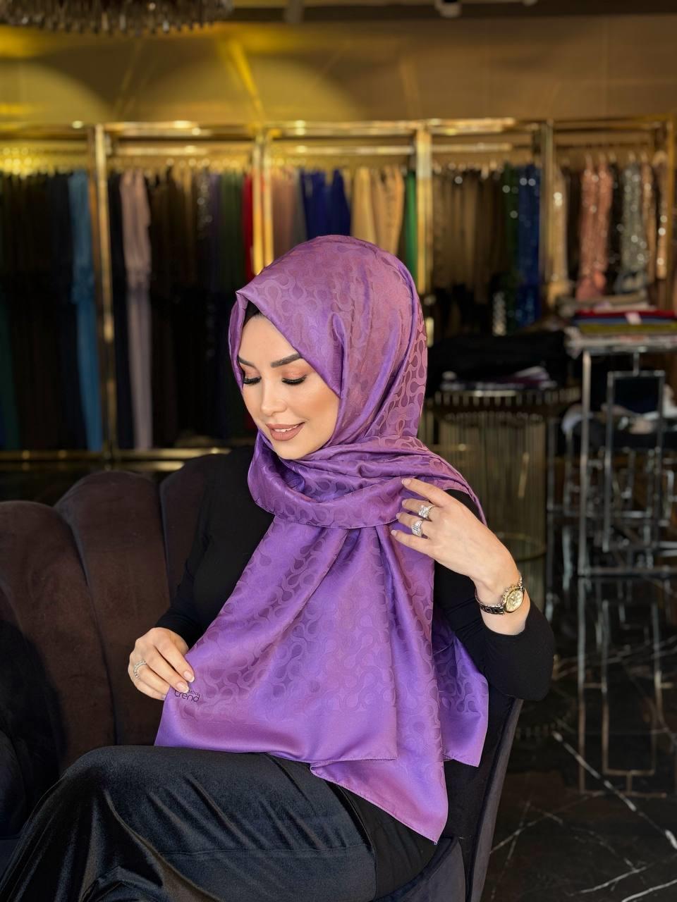 Armine İnce Monogram Şal