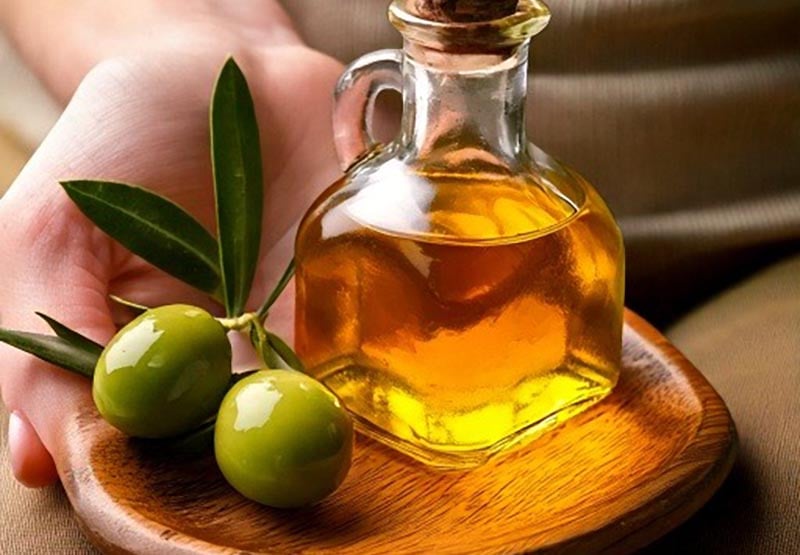 Zeytinyağı'nın Cilde Faydaları