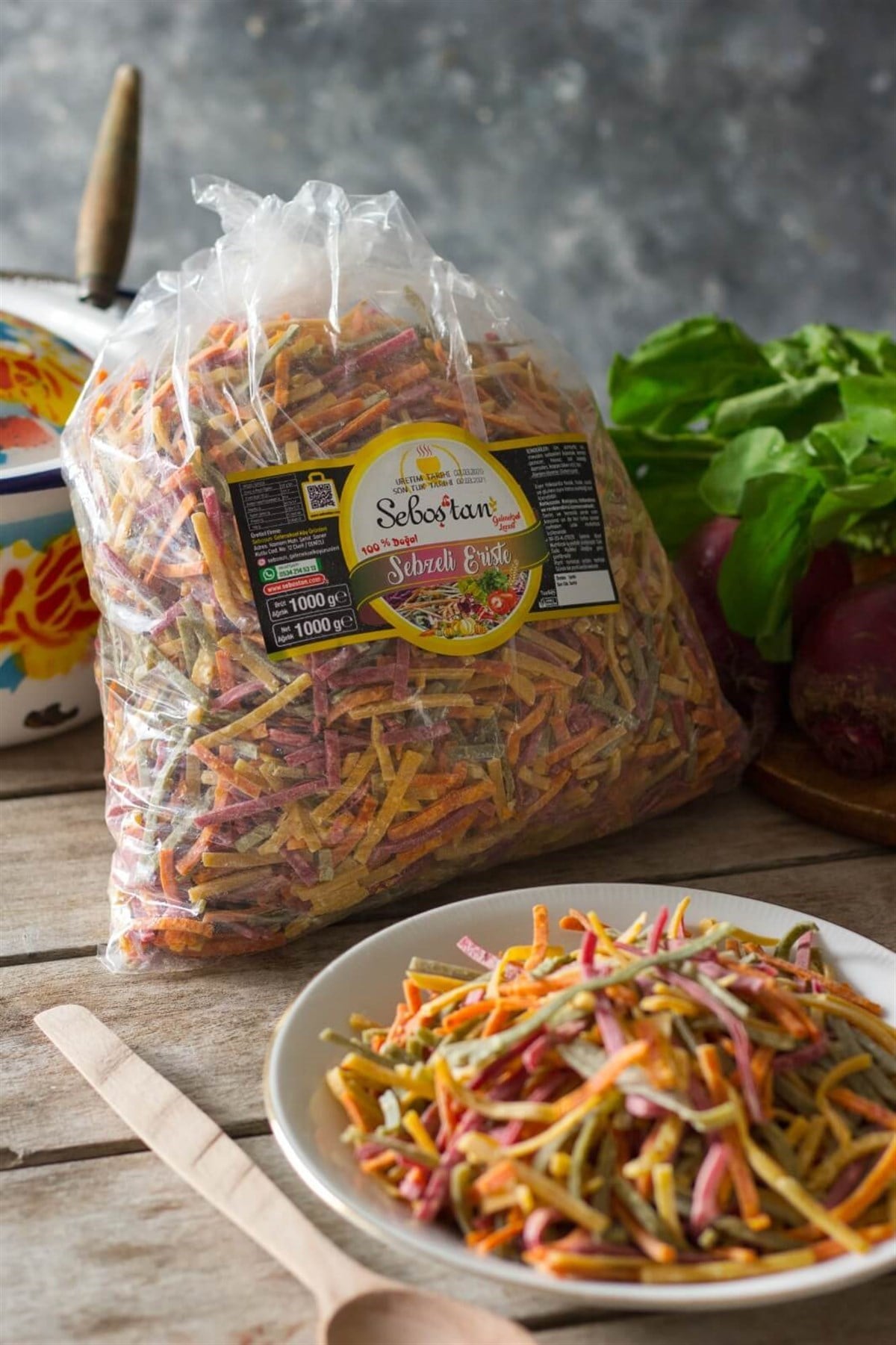 SEBZELİ ERİŞTE 500 GR