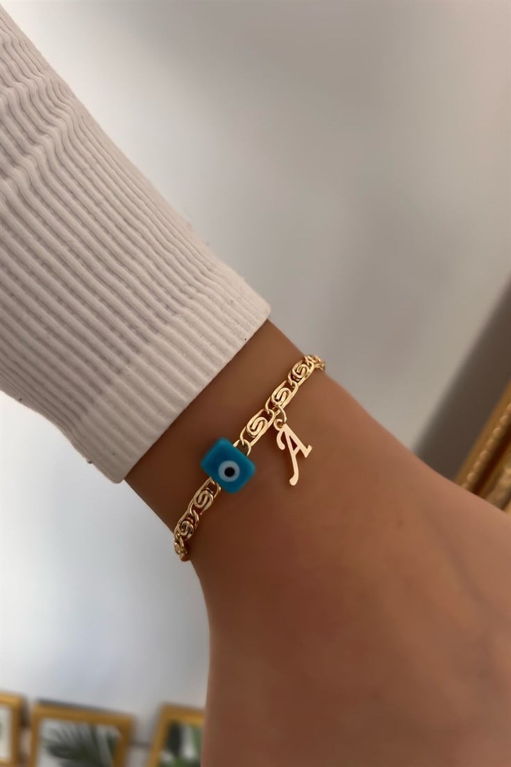A Harfli ve Nostalji Boncuklu Ezme Zincir Bileklik Gold