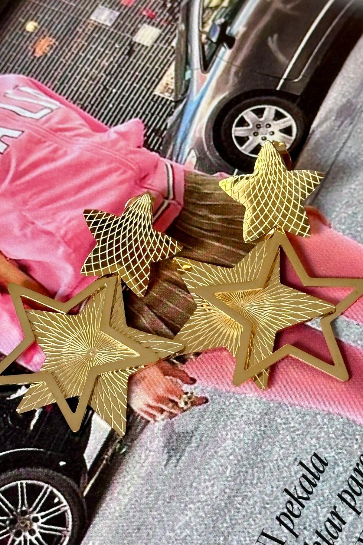 Çelik Yıldız Model Küpe