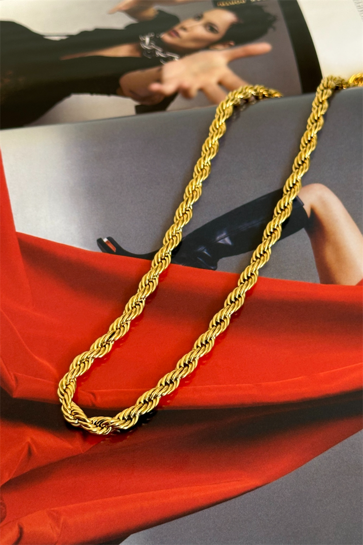 Çelin Kalın Burgu Kolye