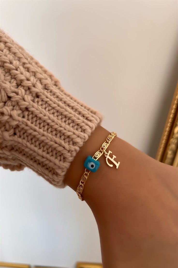 F Harfli ve Nostalji Boncuklu Ezme Zincir Bileklik Gold