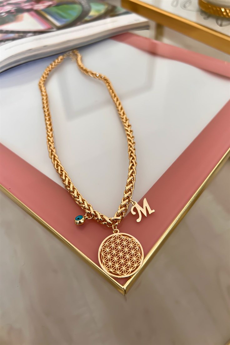 Kalın Örgü Zincir Model M Harf ve Nazar Sallantılı Yaşam Çiçeği Kolye Gold